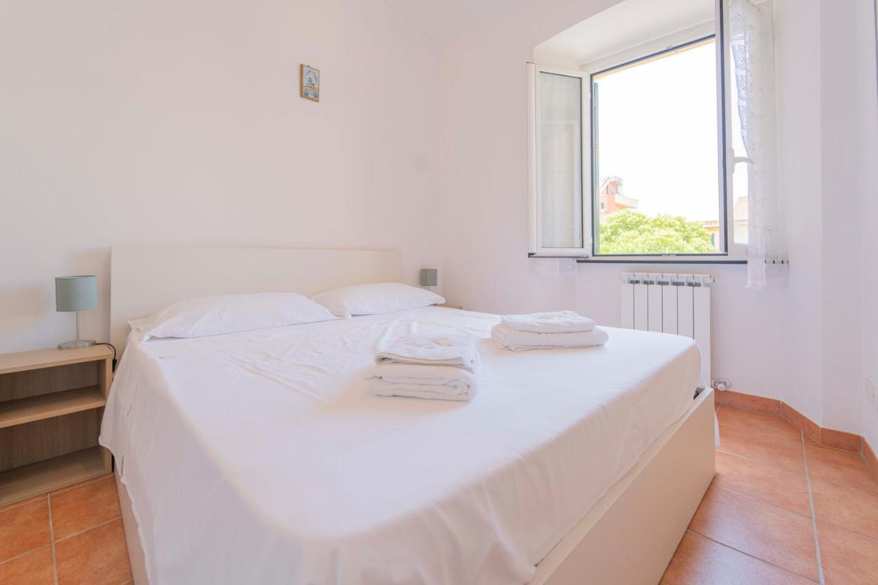 096 - Casa Al Borgo Cavi Di Lavagna, 150 Metri Dal Mare Appartement Buitenkant foto
