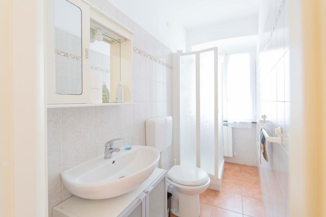 096 - Casa Al Borgo Cavi Di Lavagna, 150 Metri Dal Mare Appartement Buitenkant foto